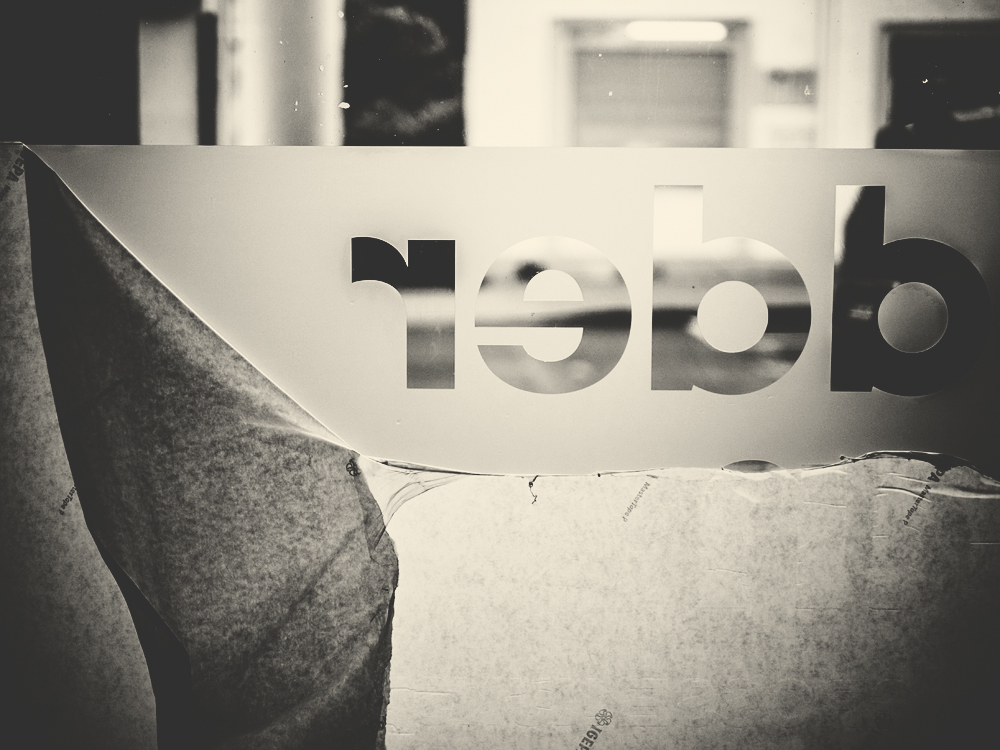 A87 Design Büro, Lüdenscheid, Werbeagentur, Grafik, Kommunikation, Corporate Design, Branding, Markendesign, Logo, UX / UI Design, Interface, Front-End, Kampagne, Plakat, Webdesign, Sauerland, Fotoshooting, Breddermann, Kunst- und Kulturcafe, Gastronomie, Restaurant, Schalksmühle, NRW, Nordrhein-Westfalen